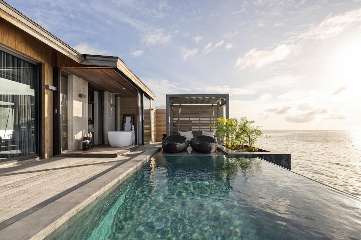 Madifushi Private Island Hotel Meemu Atoll Bagian luar foto