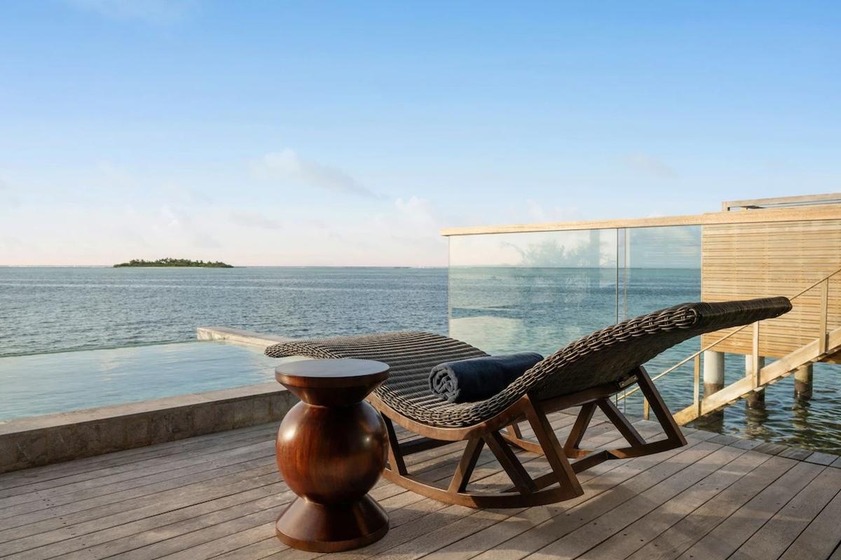 Madifushi Private Island Hotel Meemu Atoll Bagian luar foto